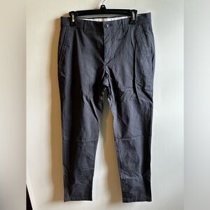NEW WITHOUT TAG Calvin Klein Chino Pants